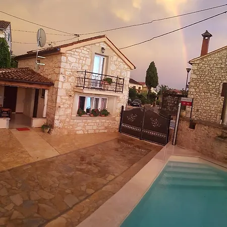 Casa Ladonja Tatil Evi Poreč