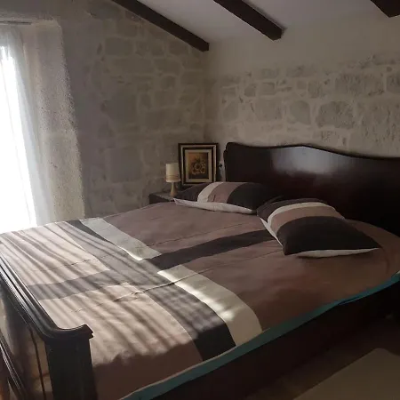Vikendica Casa Ladonja *